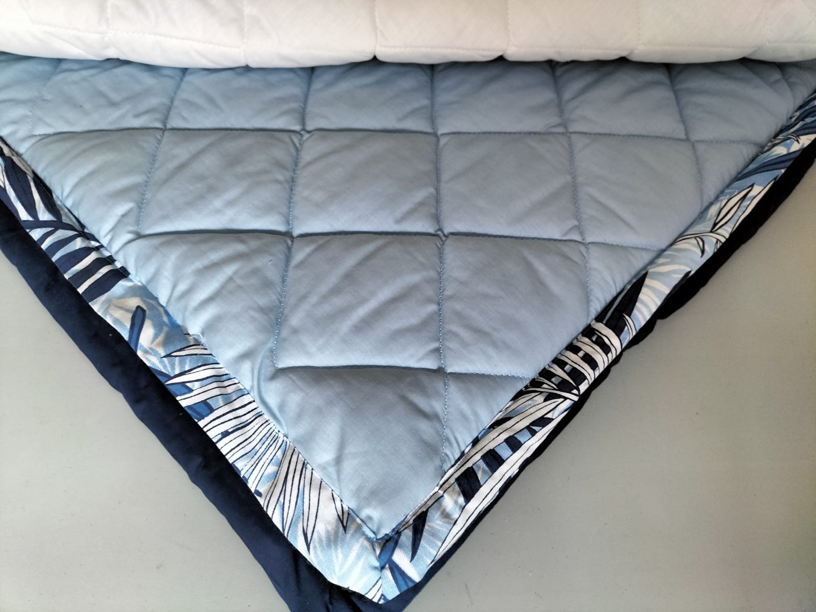 Luxury Quilts - Beds & Pillows