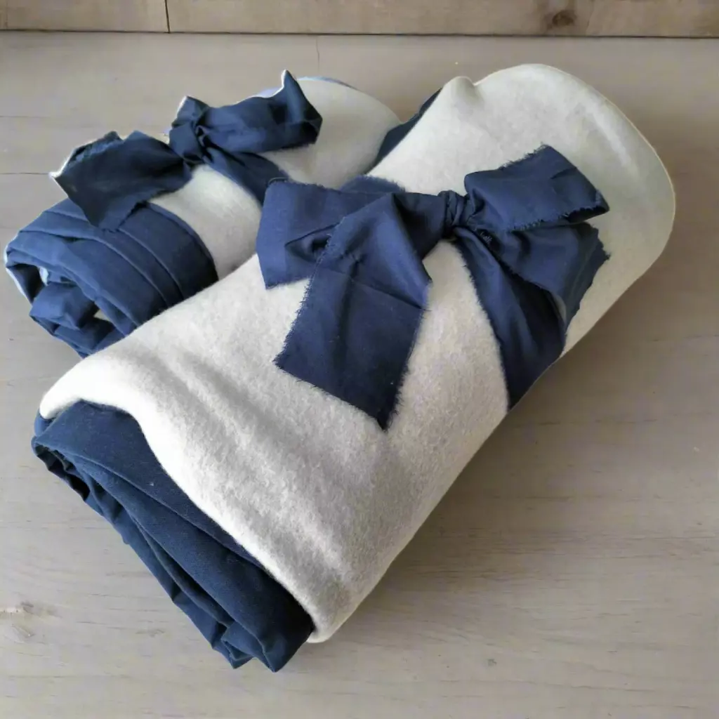 Pet Blankets - Beds & Pillows