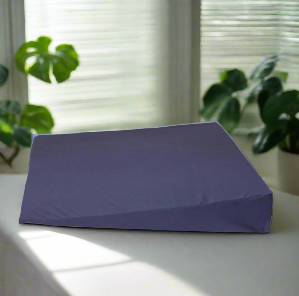 Cot Mattress Wedge - Beds & Pillows